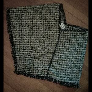 Motherhood Maternity Poncho